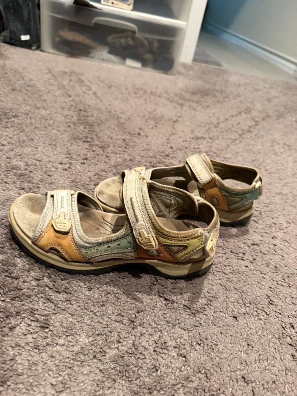 Sandals, size 8 - Picture 1 of 1